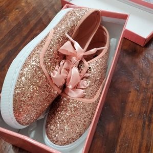 Pink sparkle shoes size 9 nwt